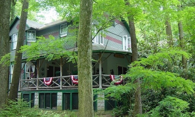 Mount Gretna Heights Cabaña | Casa grande Shadywood con porche