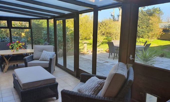 Wainhouse Corner Casa | Large & Spacious with Games Room, bungalow nr Bude