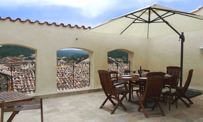 Roquefort-des-Corbieres Casa | Gran casa de pueblo con terraza tropézienne para 8 personas.