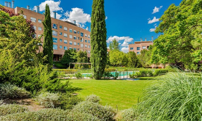 Hortaleza Apartamento | Las Huertas - Modern Accommodation in Madrid Conde Orgaz