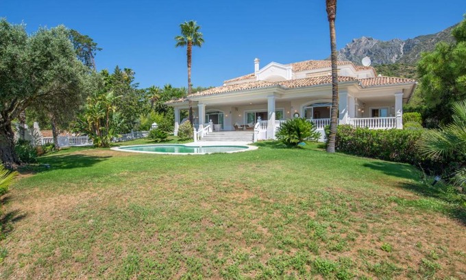 Marbella Villa | LAS MERINAS VILLA ASIA