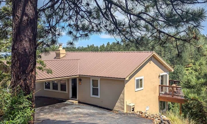 Alto Casa | Las Nubes - Cozy Cabins Real Estate, LLC.