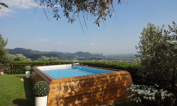 Massarosa Casa | PORCIÓN DE RÚSTICO EN COLINA VISTA AL MAR CON PISCINA PRIVADA JARDÍN MAGNÍFICO