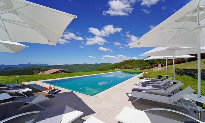 Zignago Villa | **LAST MINUTE** PODERE GAIA 16 PAX pool 5x20, A/C, WiFi, BBQ, near Cinque Terre
