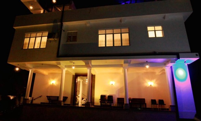 Deniyaya Hotel | Lavenro Hotel & Resort