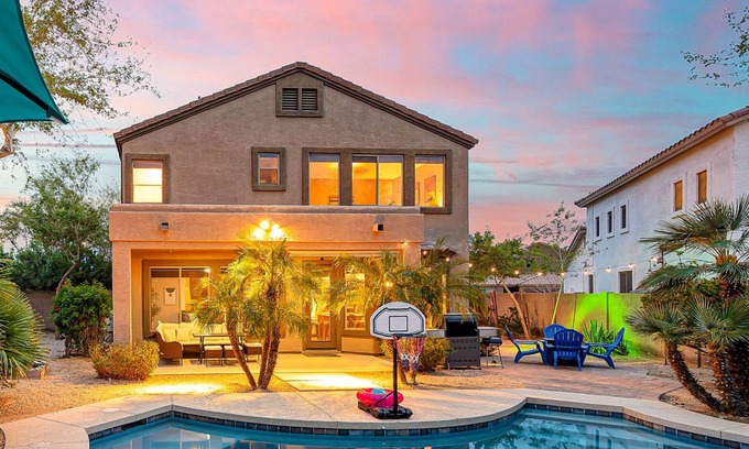 Foothills Reserve Casa | Lavish Desert Escape w/Game Room, Private Pool, Bikes & More - Sleeps 12