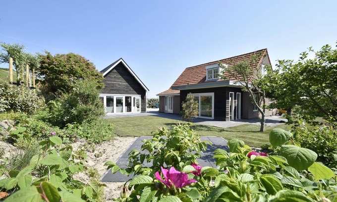 Julianadorp aan zee Villa | Hermosa villa en Julianadorp con piscina