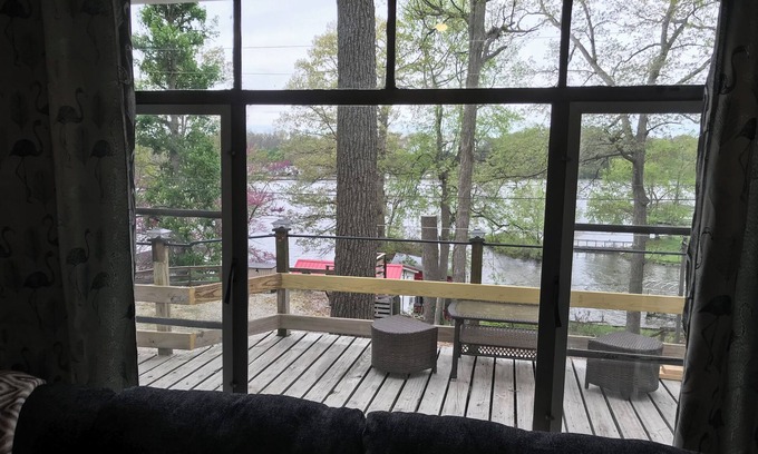 Monticello Cabaña | Lazy Daze Cottage with Great Lake Freeman views in Monticello, IN.