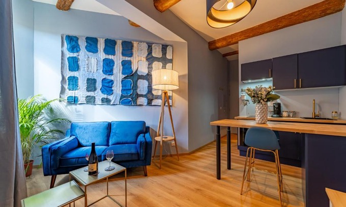 Quartier Administrations Apartamento | Le bleu Jean Denim Arènes - Une Nuit à Nîmes