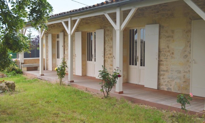 Yvrac Casa | Le Chai des Grezeaux