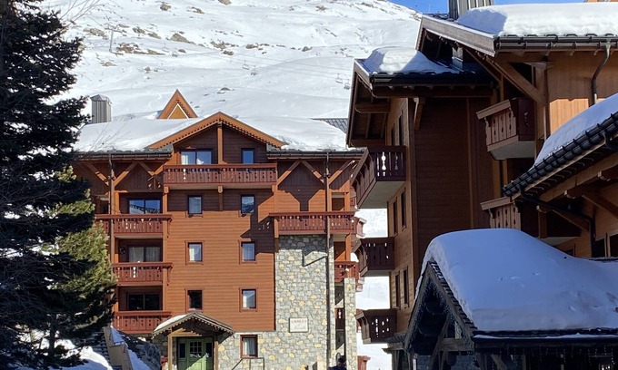 Reberty Apartamento | Le Chamois des Alpages - 2 bed apartment great location on the slopes