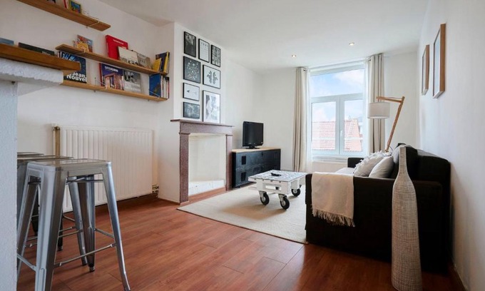 Lille-Moulins Apartamento | Le charme de l'ancien dans le centre de Lille.