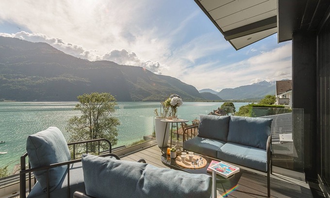 Bredannaz Apartamento | Le Cristal - Prestigieux appartement au Lac d'Annecy avec vue unique à 180°