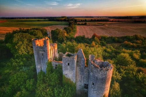 Varennes-les-Narcy Cama Y Desayuno | Le Domaine du Château
