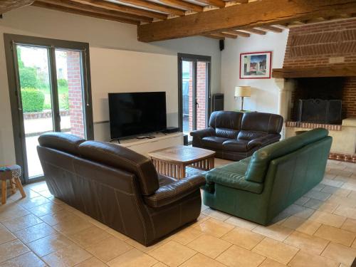 Ganzeville Casa | Le gîte de SoleilMapou pour 12 personnes en Normandie près de Fécamp et d'Etretat, idéal grandes tribus, vous pouvez me joindre au zéro six soixante dix huit soixante treize trente six quatre vingt onze pour réserver en direct