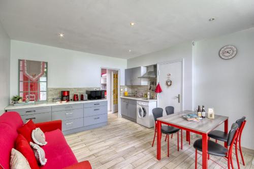 Volvic Casa | Le Gîte les Châtaignes