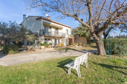 Montfrin Casa | Le Mélomane - Maison climatisée avec jardin clos