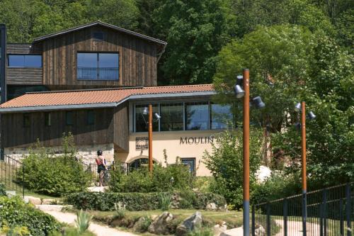 Ambert Casa | Le Moulin de Nouara