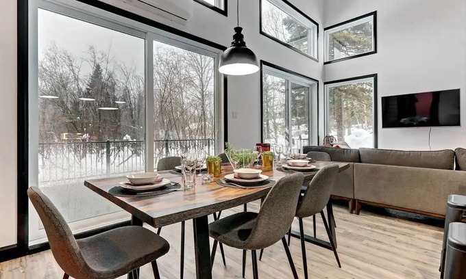 Saint Ferreol les Neiges Chalet De Esquí | Le Nordique