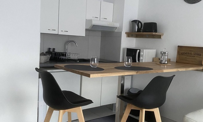 Courseulles-sur-Mer Apartamento | Le P'tit Studio à Deux pas de la Mer ! Au Cœur des Plages du Débarquement