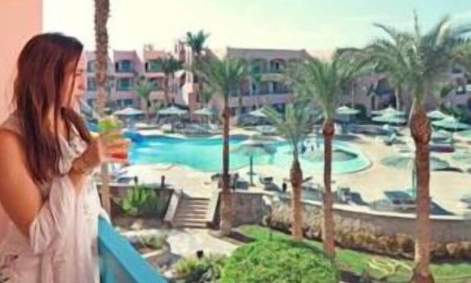 Sheraton Road -Sakkala Hotel | Le Pacha Resort