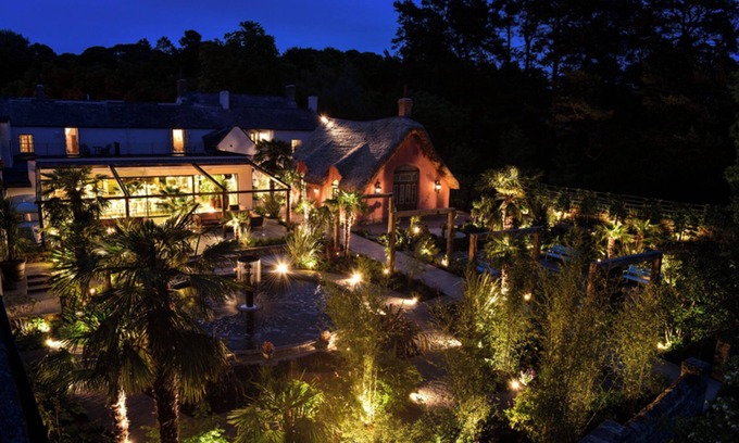 Otterburn Cama Y Desayuno | Le Petit Chateau & William de Percy