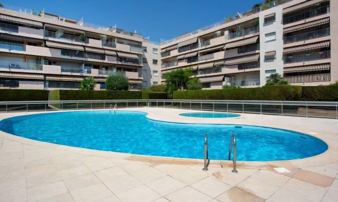 Saint-Laurent-du-Var Apartamento | Le Phenicia by Interhome