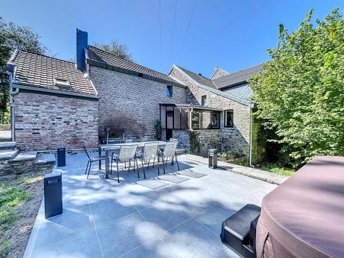 Gomze-Andoumont Casa | Le relais des Forges - Gîte 8 personnes avec jacuzzi