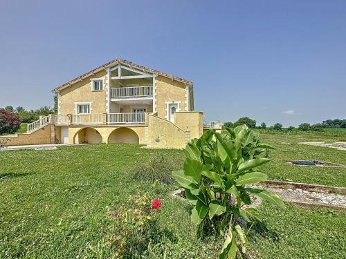 Horsarrieu Casa | Le relais - Groupe - BBQ - babyfoot - pingpong- netflix- clim
