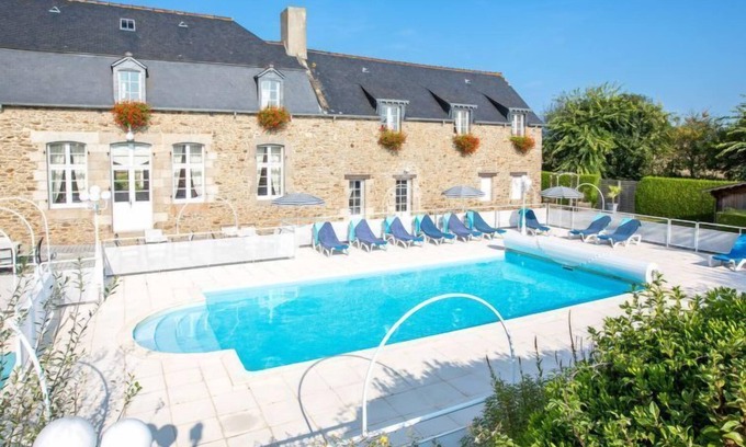 Saint-Jouan-des-Guerets Apartamento | Le Renard by Interhome