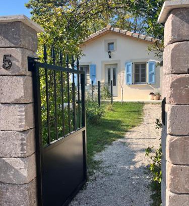 Chatuzange-le-Goubet Casa | Le Saint Marin