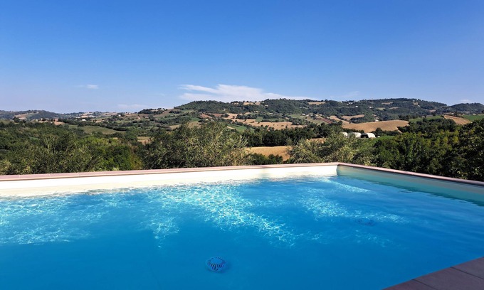 San Ginesio Cama Y Desayuno | le scintille Snc