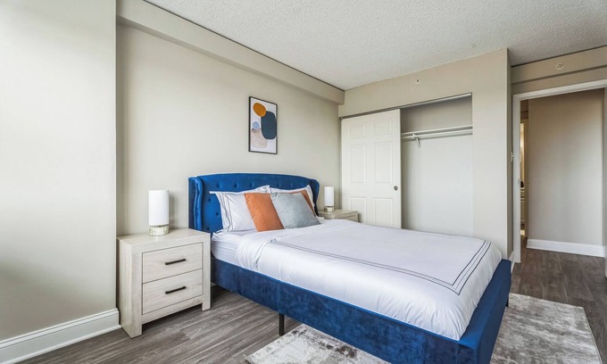 Richmond Apartamento | Legacy at Imperial Village 1014 I 2 Bed 2 Bath