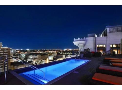 Central Business District Apartamento | Legacy BnB Suites