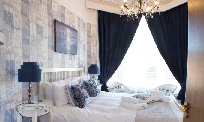 Southport Casa | Leicester Hotel