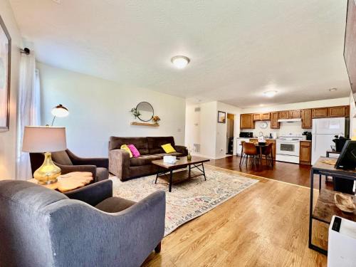 Monroe Casa | Lennie's House Near the Lake