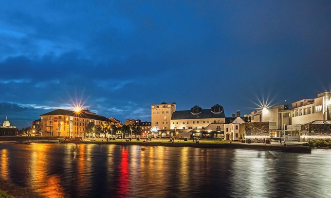 Galway City Centre Hotel | Leonardo Hotel Galway