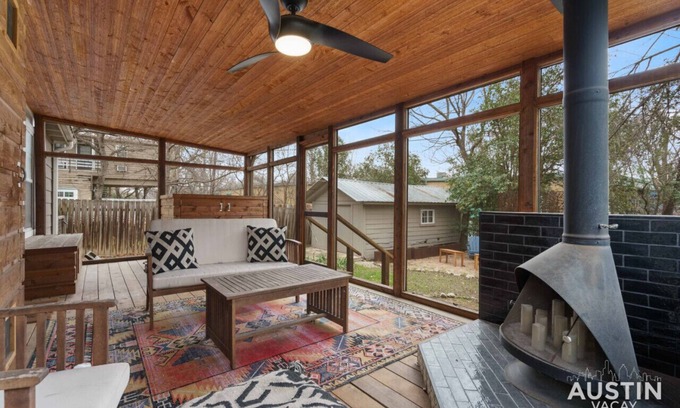 North Loop Apartamento | Leralynn xxxxxxxxxxx