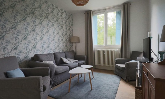 La Bourboule Apartamento | Les Agapanthes con vistas a la montaña y Wi-Fi