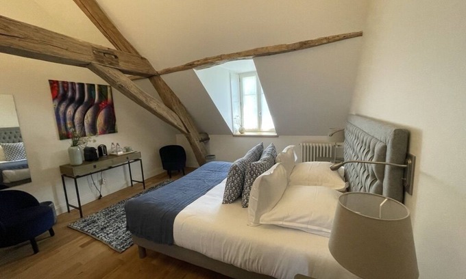 Savigny-les-Beaune Cama Y Desayuno | Les Baudes-Habitacion Doble-De Lujo-Baño privado con ducha-Vista al Jardín