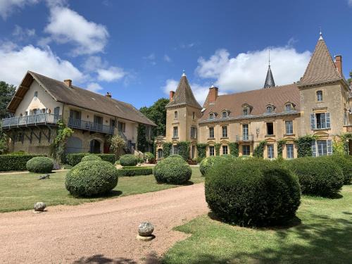 Saint-Julien-de-Civry Casa | Les chambres d'Hôtes du Château de Vaulx
