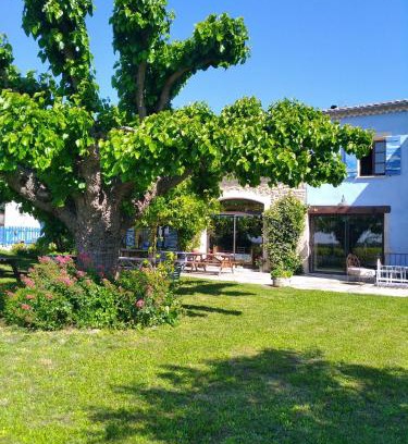 Richerenches Casa | Les Coquettes