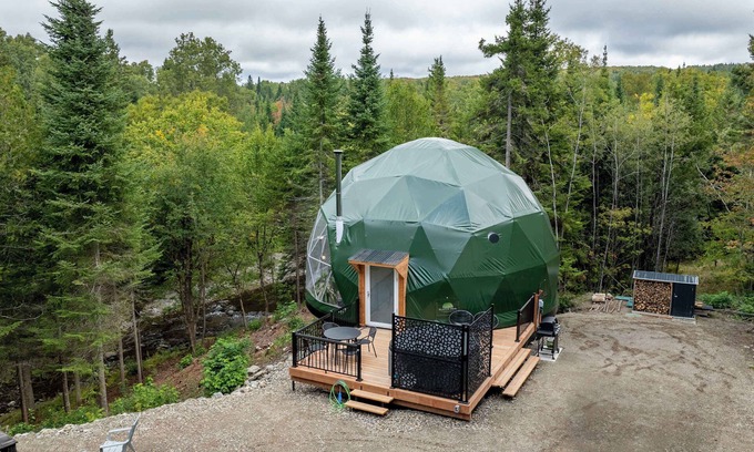 Montmagny Regional County Municipality Chalet De Esquí | Les Domes de la Riviere Alick SPA et Riviere