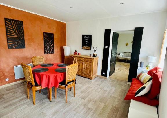 Saint-Cernin-de-Labarde Apartamento | Les Hirondelles