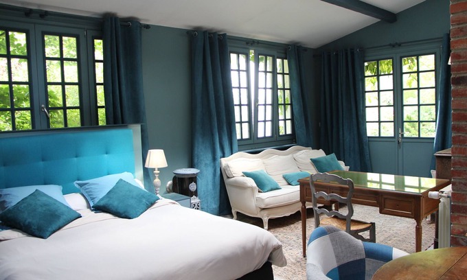 Les Veneurs Casa | Les Jardins Carnot
