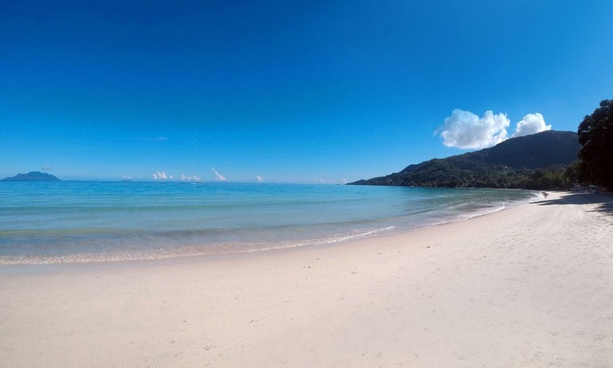 Beau Vallon Villa | Les Jolies Eaux Villa - Chateau Elysium