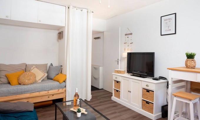 Le Couchant Apartamento | Les Marquises by Interhome