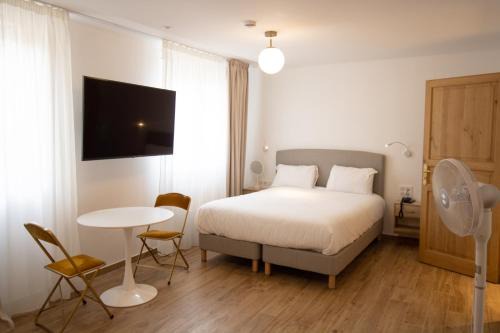 Quartier de la Folie-Mericourt Hotel | Les Rebelles