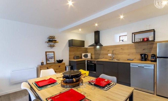 Aime Casa | LES VOLETS BLEUS - AIME LA PLAGNE