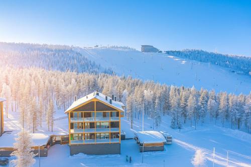 Sirkka Casa | LEVI Tunturinlaita A4, Ski-in Ski-out 3xBedroom